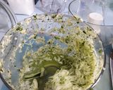 Foto langkah ke 3 dari resep Es Kiyuri dengan Jelly Rasa Lemon Mint.