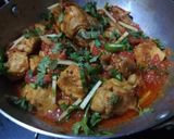 A picture of step 5 of Chicken Karhai.