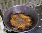 Foto langkah ke 4 dari resep Ayam Ungkep Goreng.
