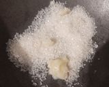 A picture of step 4 of Til vadi or Seasame chikki.