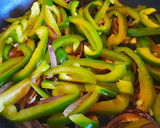 Foto del paso 2 de la receta: Atún fresco en fritada