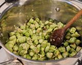 Spárga krémleves spárgás húsgombóccal recept fázis 5 fotója