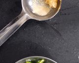 गुजराती खट्टी मीठी कढ़ी(Gujarati Khatti Meethi Kadhi Recipe In Hindi) रेसिपी चरण 2 फोटो