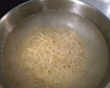 A picture of step 2 of Royal American falooda.