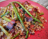 Foto del paso 4 de la receta: Salteado de quinoa, espárragos y beicon