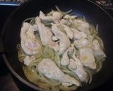 Foto del paso 2 de la receta Pollo en salsa de P.X