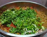 A picture of step 2 of Hari Pyaaz Methi Keema in 30 minutes.