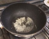 A picture of step 1 of چکن چیز سموسہ.