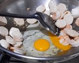 Foto langkah ke 5 dari resep Kwetiau Siram.