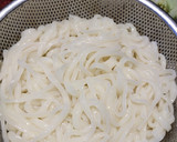 A picture of step 1 of Sauteed Udon.
