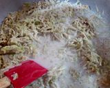 A picture of step 3 of Lauki ka Halwa.
