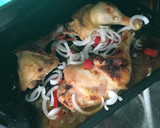Foto del paso 4 de la receta: Pollo a la mostaza al horno con Arroz y Papas rústicas