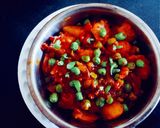 A picture of step 4 of Healthy tasty masaledar green peas and potato sabji.