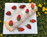 Pas rețetă Rulada de bezea cu crema mascarpone și căpșuni! 5 fotografie
