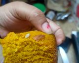 A picture of step 6 of रवा मँगो केक.