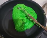 Foto langkah ke 3 dari resep Es Pisang Ijo khas Makasar.
