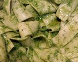 Foto del passaggio 3 della ricetta Lasagnette con basilico al pesto
