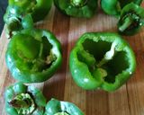 A picture of step 1 of Stuffed Capsicum.
