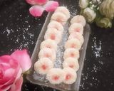 A picture of step 2 of Coconut peda.