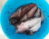 Foto langkah ke 2 dari resep Cumi asem garem.