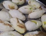A picture of step 4 of Bread roll.