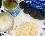 A picture of step 1 of Oreo biscuit dry fruits modak.