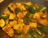 Une image de l'étape 2 de Poulet au curry.