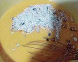 A picture of step 5 of Orange cack.