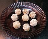 A picture of step 5 of Gooseberry Coconut Laddoos.