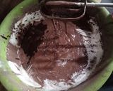 Foto langkah ke 2 dari resep Brownies kukus Ny Liem.