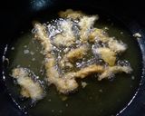 A picture of step 5 of Tempura with chicken corn soup 🌽.