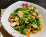 Foto langkah ke 4 dari resep [17] Tumis Kembang Bawang Kecap.