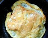 Foto langkah ke 2 dari resep Roti Telur Panggang.