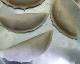 मावे की गुजिया (mawe ki gujiya recipe in Hindi) रेसिपी चरण 6 फोटो