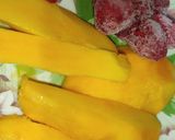 A picture of step 1 of Mango 🥭 Strawberry 🍓 Shake.