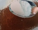 A picture of step 1 of Chocolate tres leche.