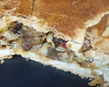 Foto del paso 8 de la receta: Empanada de bacalao con pasas y piñones