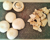 Foto del paso 4 de la receta: Rollitos de conejo en salsa funghi con pistachos