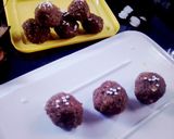 नारियल चॉकलेट लड्डू(nariyal chocolate laddu recipe in hindi) रेसिपी चरण 6 फोटो