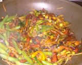 Foto del paso 2 de la receta: Fideos de arroz salteados con vegetales