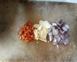 Foto langkah ke 1 dari resep Tumis Buncis & wortel rumahan.