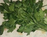 Foto del paso 1 de la receta: Para tener siempre perejil a mano😃