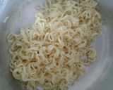 Foto langkah ke 1 dari resep Mie Telur.