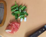 Foto langkah ke 2 dari resep 23. Tumis Labu Siam.