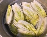 Une image de l'étape 2 de Endives farcies carottes au saumon fumé et crème d aneth.