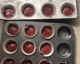 A picture of step 2 of Red velvet cup cake.