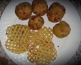 Zöldséges sajtgolyó recept fázis 7 fotója
