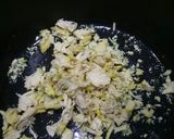 A picture of step 3 of Hot and sour soup.