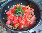 Foto del paso 5 de la receta: Chipirones en salsa caprichosa y algunas cositas más