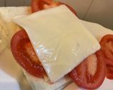 A picture of step 2 of Fresh Tomatoes Double Sandwich.